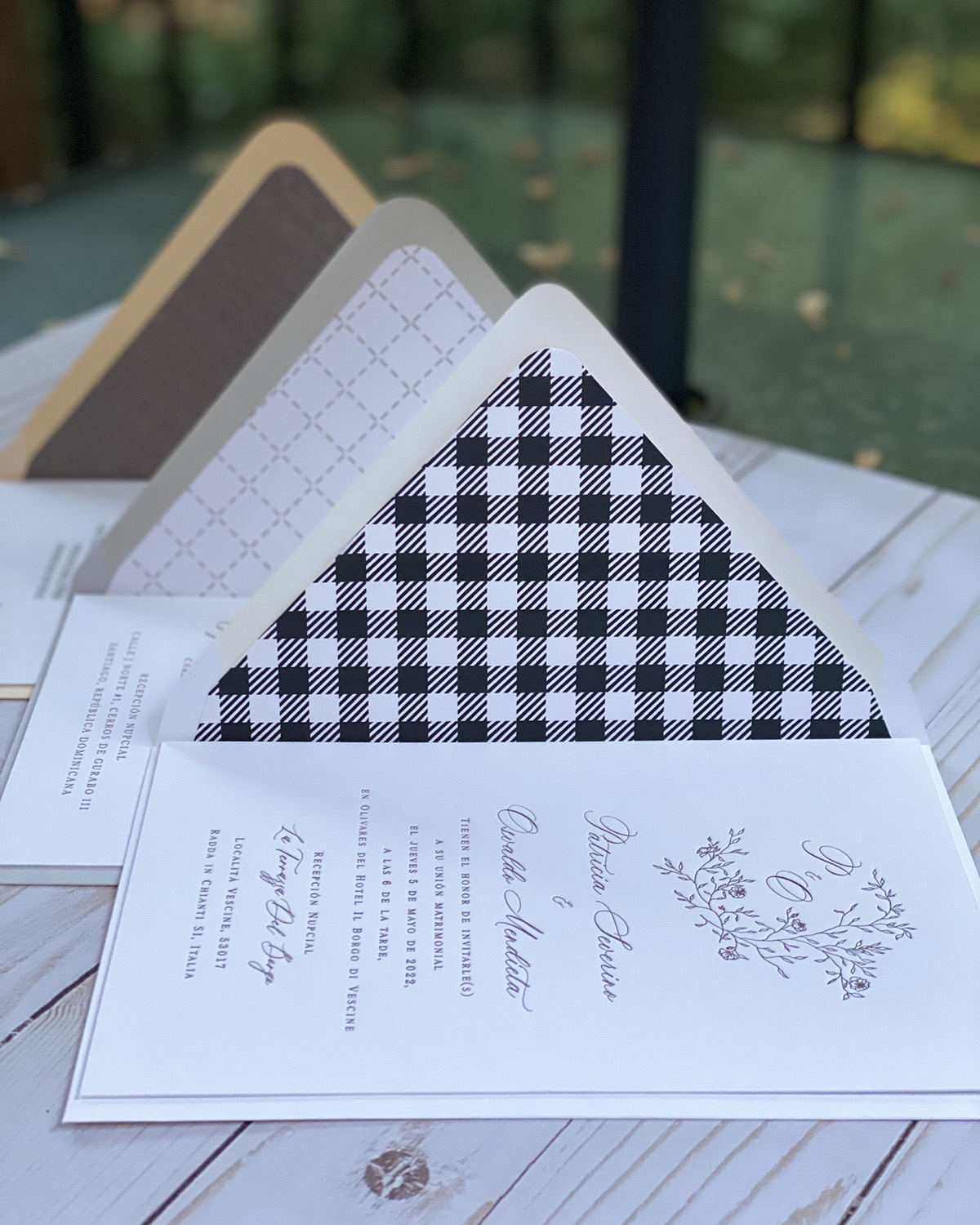 Envelope Liners in unique patterns